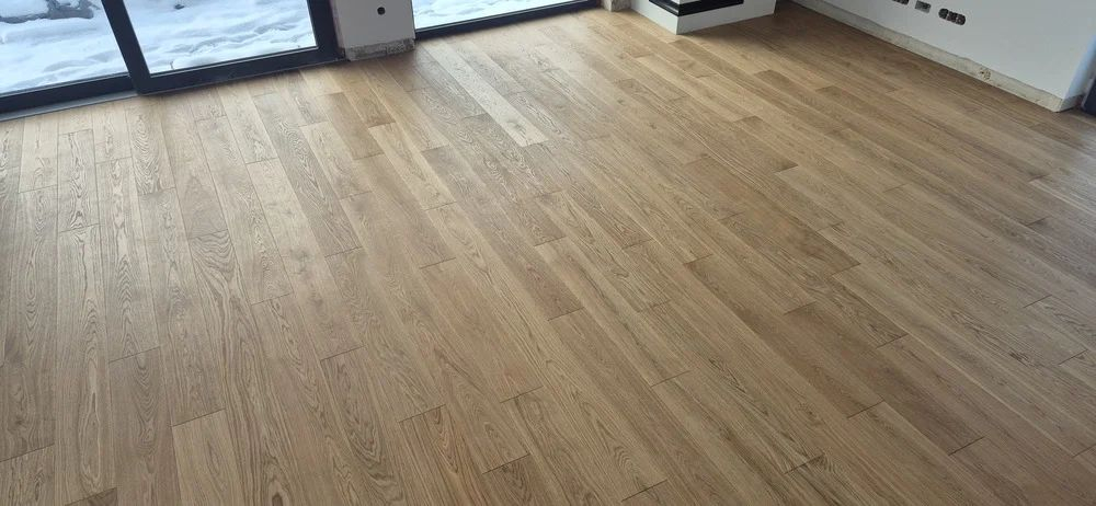Deska warstwowa - podłoga do nowoczesnego domu